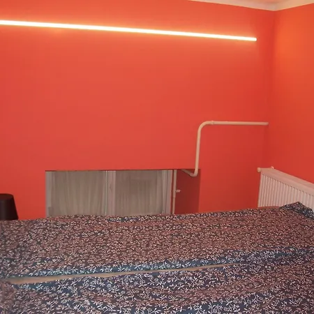 Lookery Homestay *