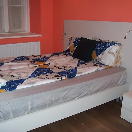 Lookery Homestay Budapest
